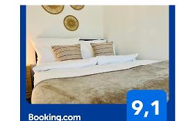 Zentrales Apartment Der Extraklasse Zum Wohlfuehlen